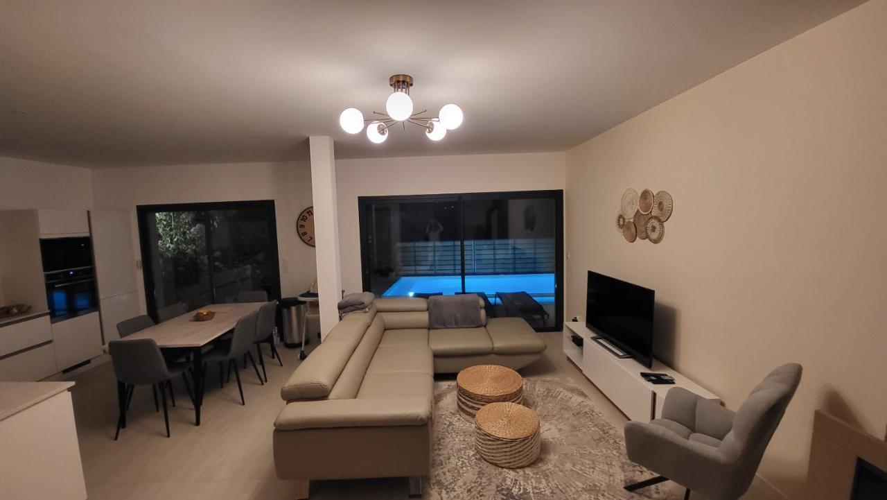 Moderne De Standing Avec Piscine Privee A 400m De La - 4 Conca